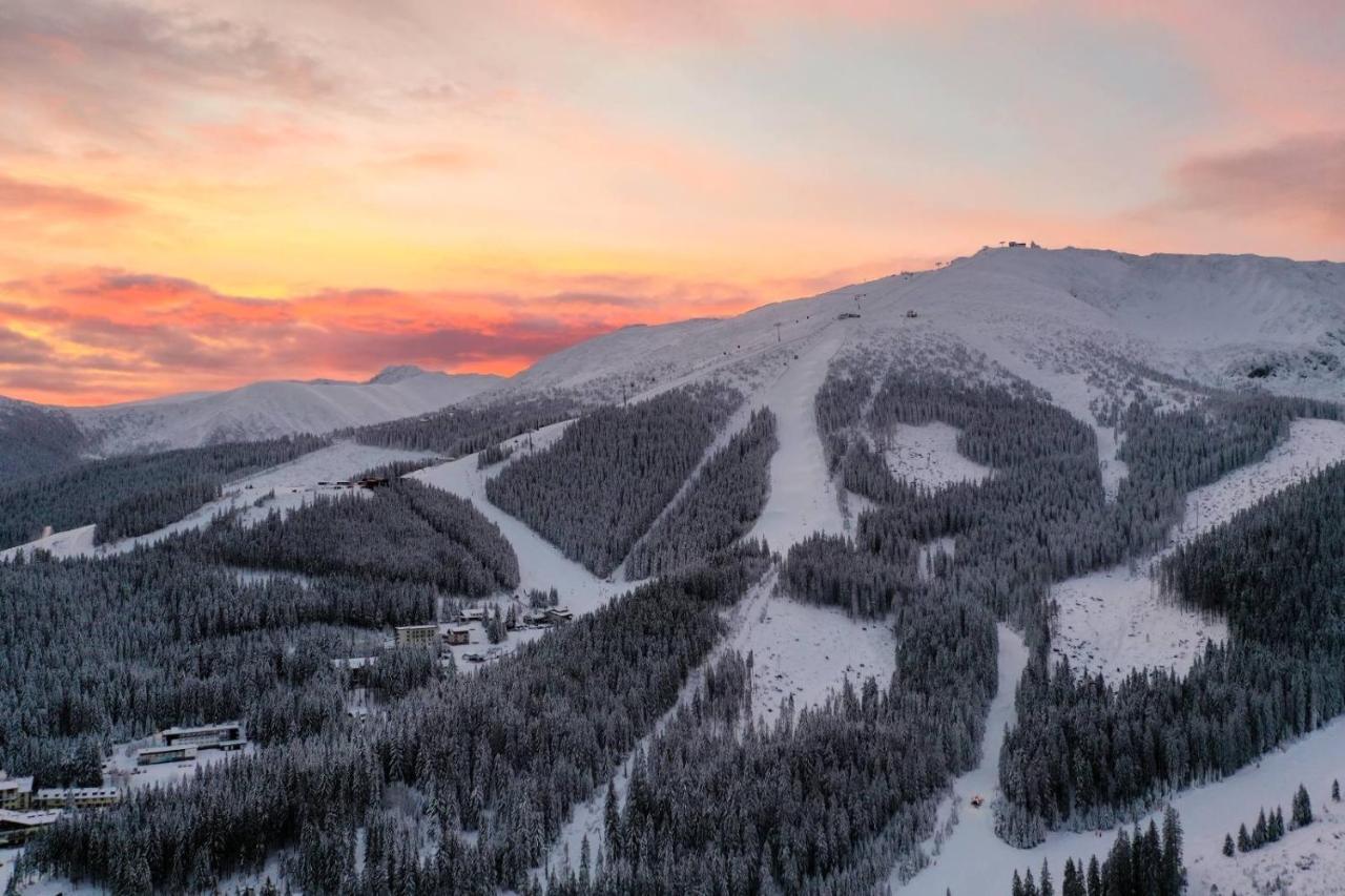 Cardinal Jasna Mountain Wellness Apartment Демановска Долина Екстериор снимка